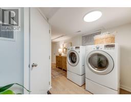 105 Lee Avenue, Toronto, ON M4E2P2 Photo 37