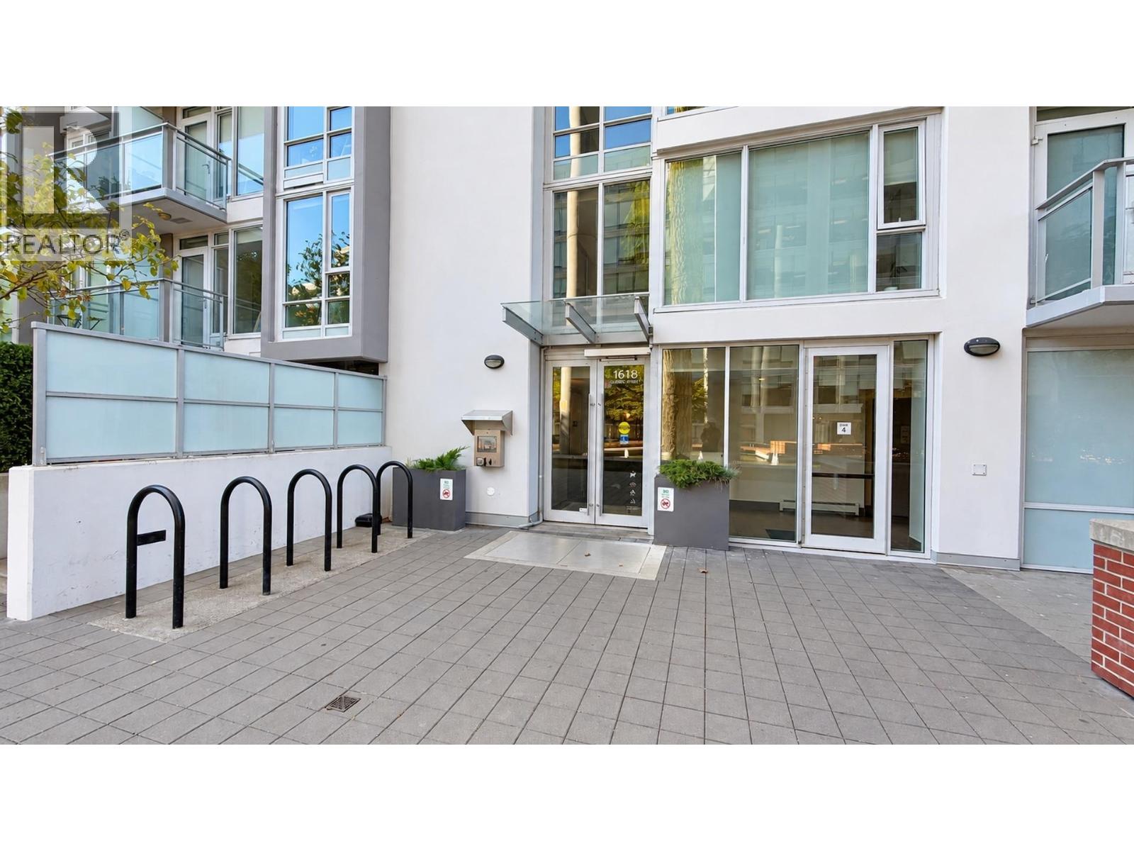 603 1618 QUEBEC STREET, Vancouver - Image 1