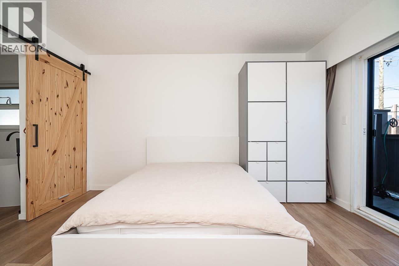 4XXX ETON STREET, Burnaby - Image 1