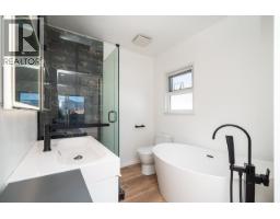 4xxx Eton Street, Burnaby, BC V5C1K1 Photo 18