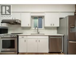 4xxx Eton Street, Burnaby, BC V5C1K1 Photo 9