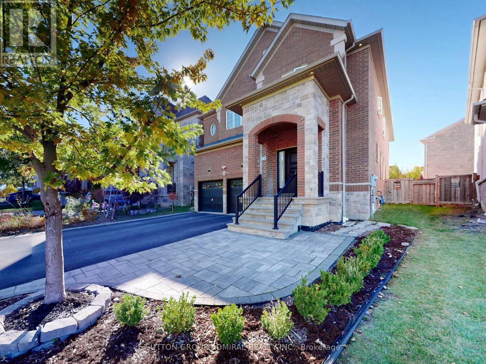 108 Baldry Avenue, Vaughan, ON photo 2