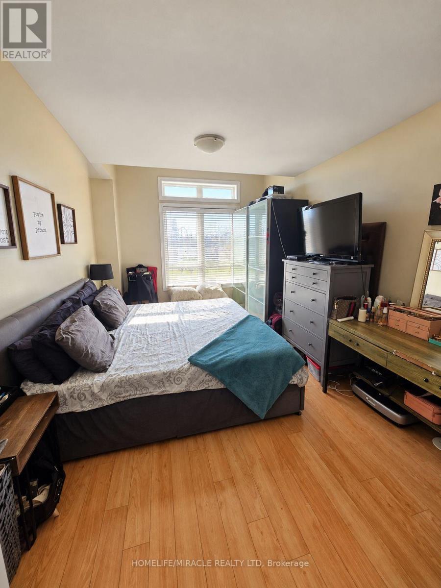 8- 9601 Jane Street, Vaughan, ON photo 10