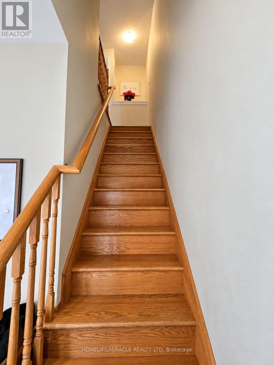 8- 9601 Jane Street, Vaughan, ON photo 6