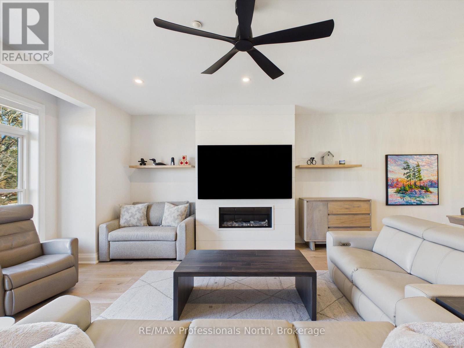 #402 200 ANGLO STREET - 20