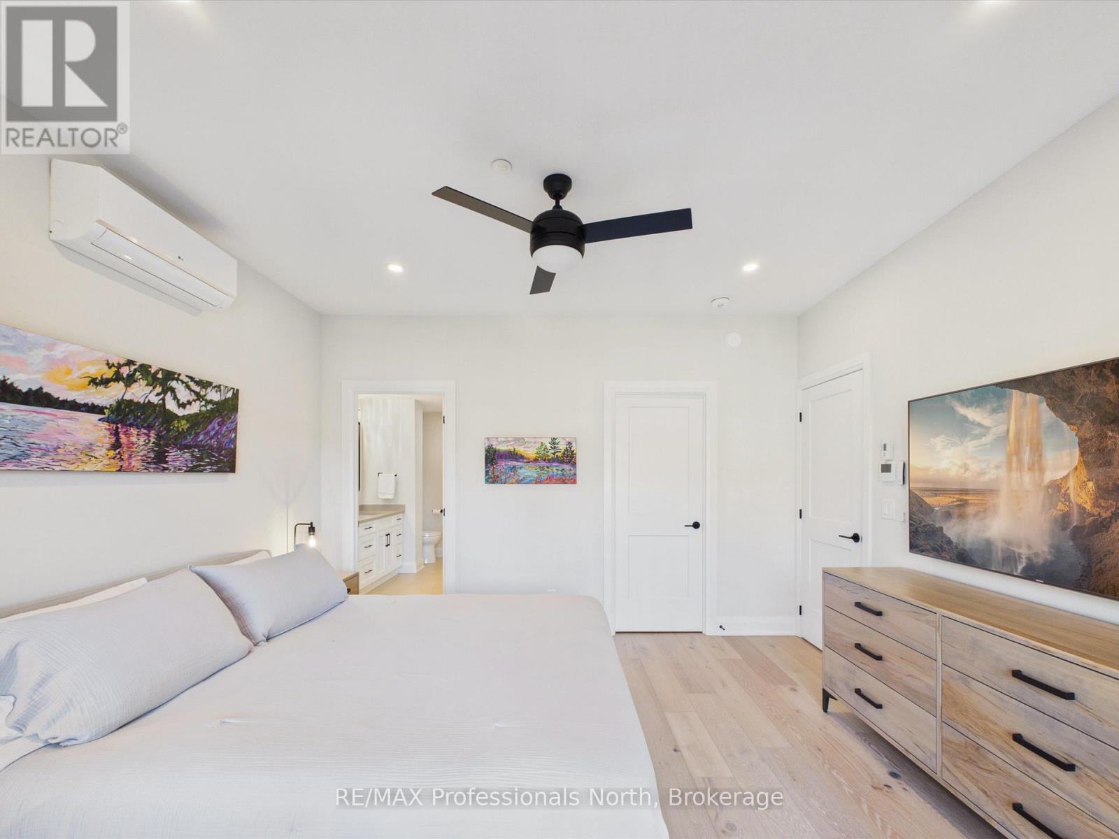 #402 200 ANGLO STREET - 26
