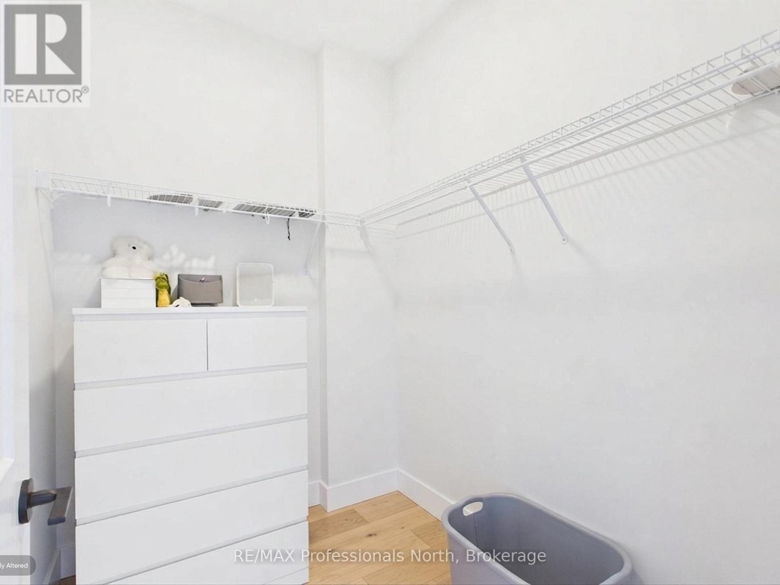 #402 200 ANGLO STREET - 32
