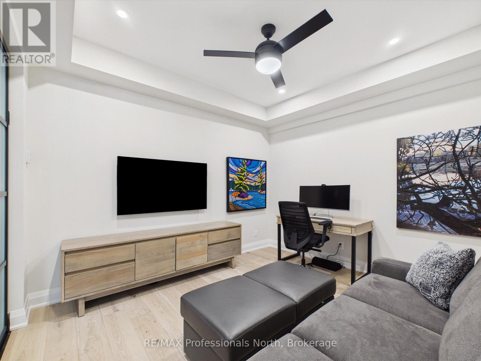 #402 200 ANGLO STREET - 36
