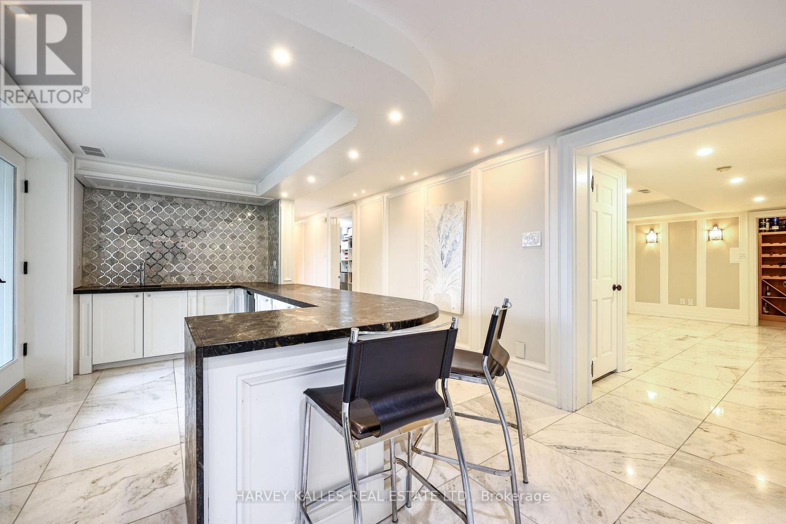 6 PENWOOD CRESCENT - 42