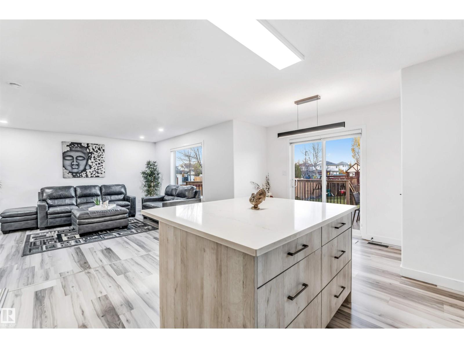 1828 36 AV NW, Edmonton — photo 21