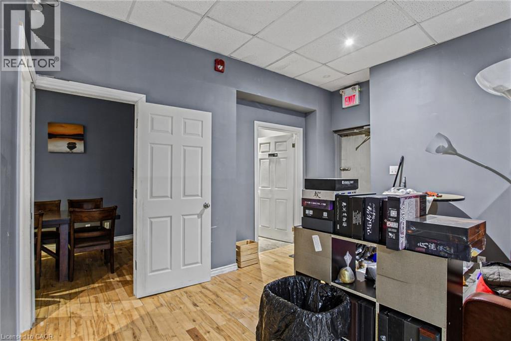 71 MAIN Street E, Hamilton — photo 8
