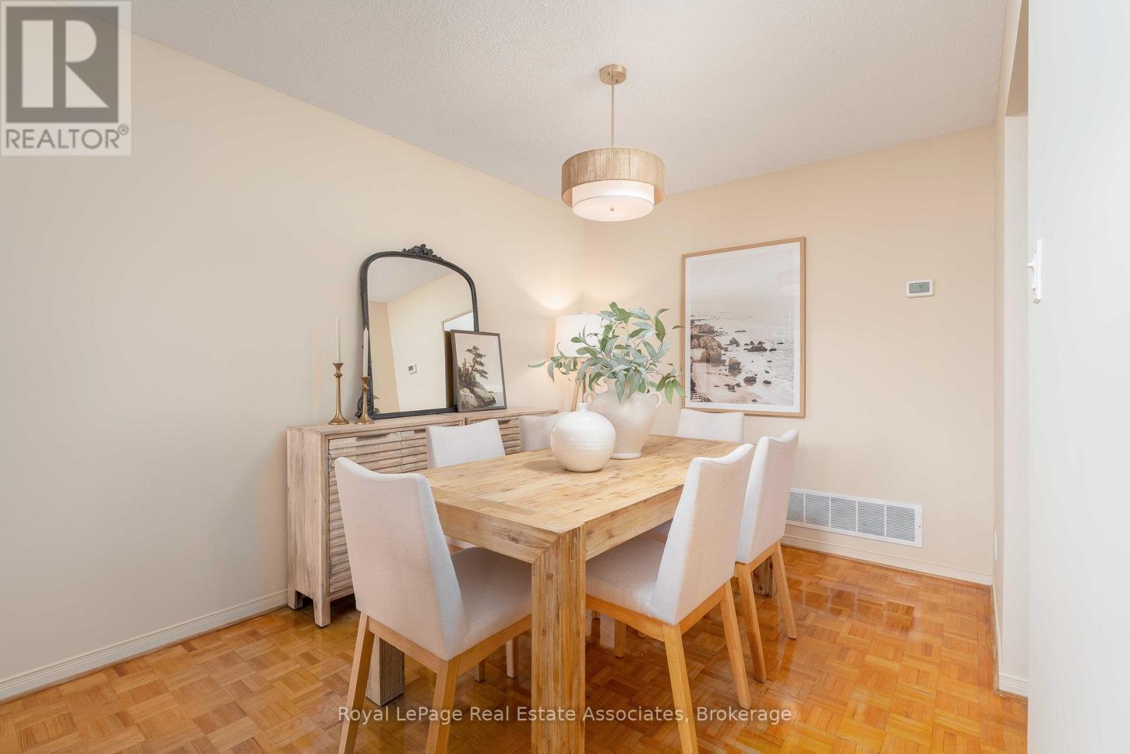 7 Capstan Court, Toronto, ON photo 11