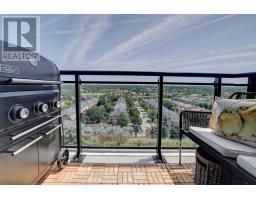 Ph15 - 395 Dundas Street W, Oakville, ON L6M4M2 Photo 11