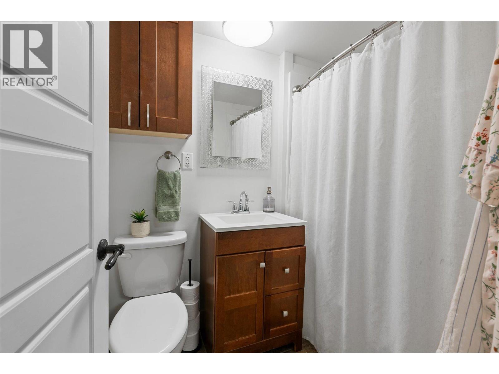  2430 Chieftain Road, West Kelowna