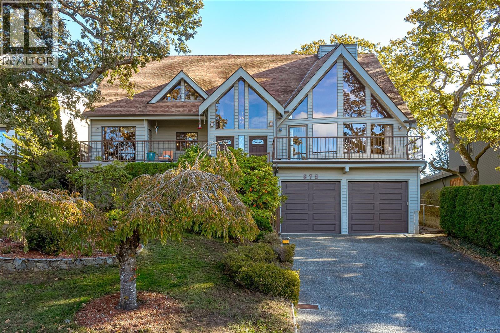  878 Denford Crescent, Saanich