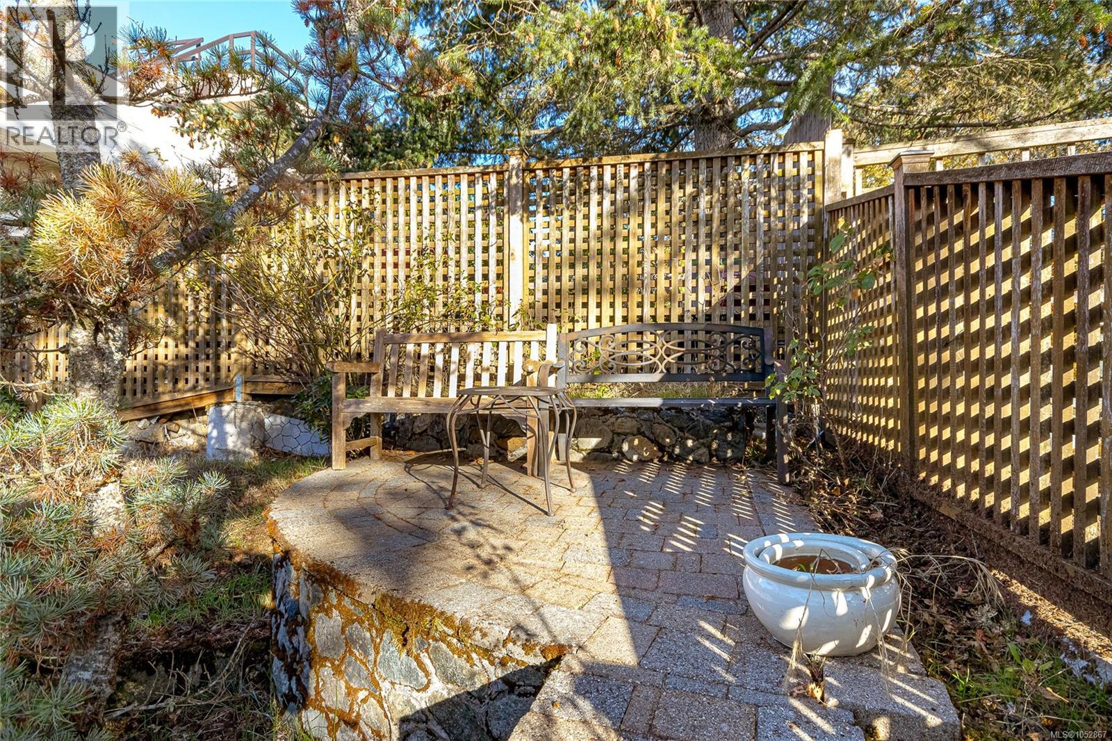 878 Denford Cres - 50