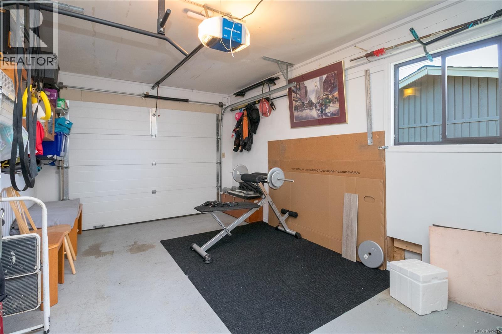  846 Pepin Crescent, Saanich