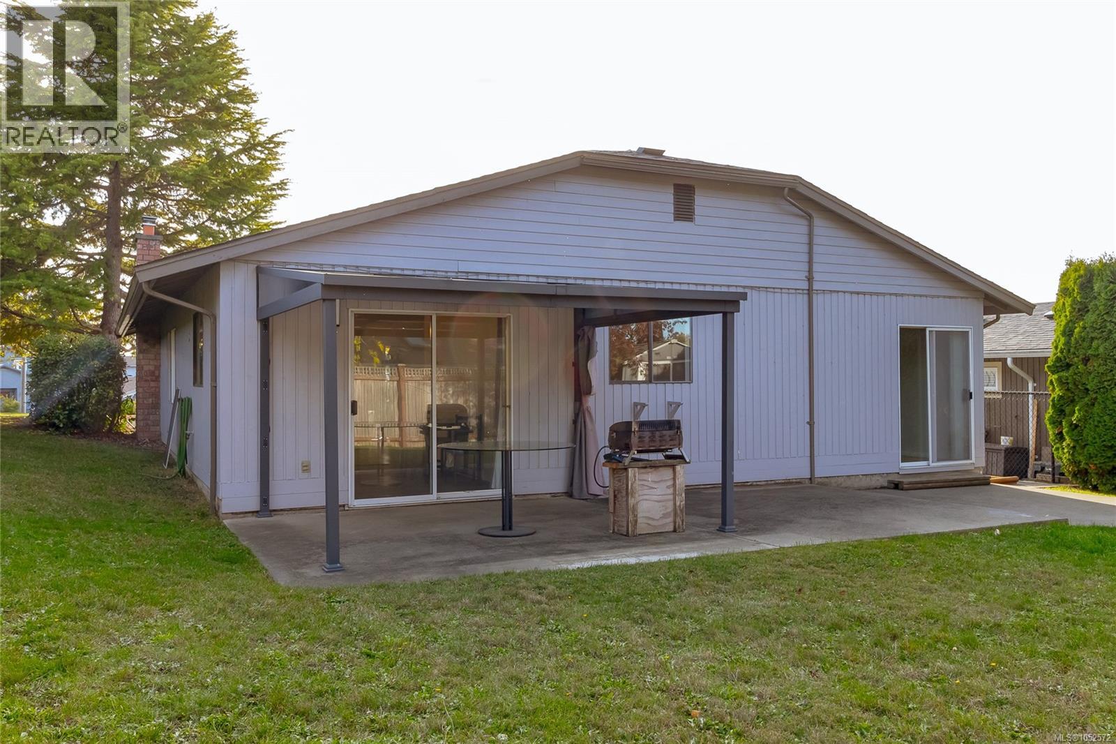  846 Pepin Crescent, Saanich