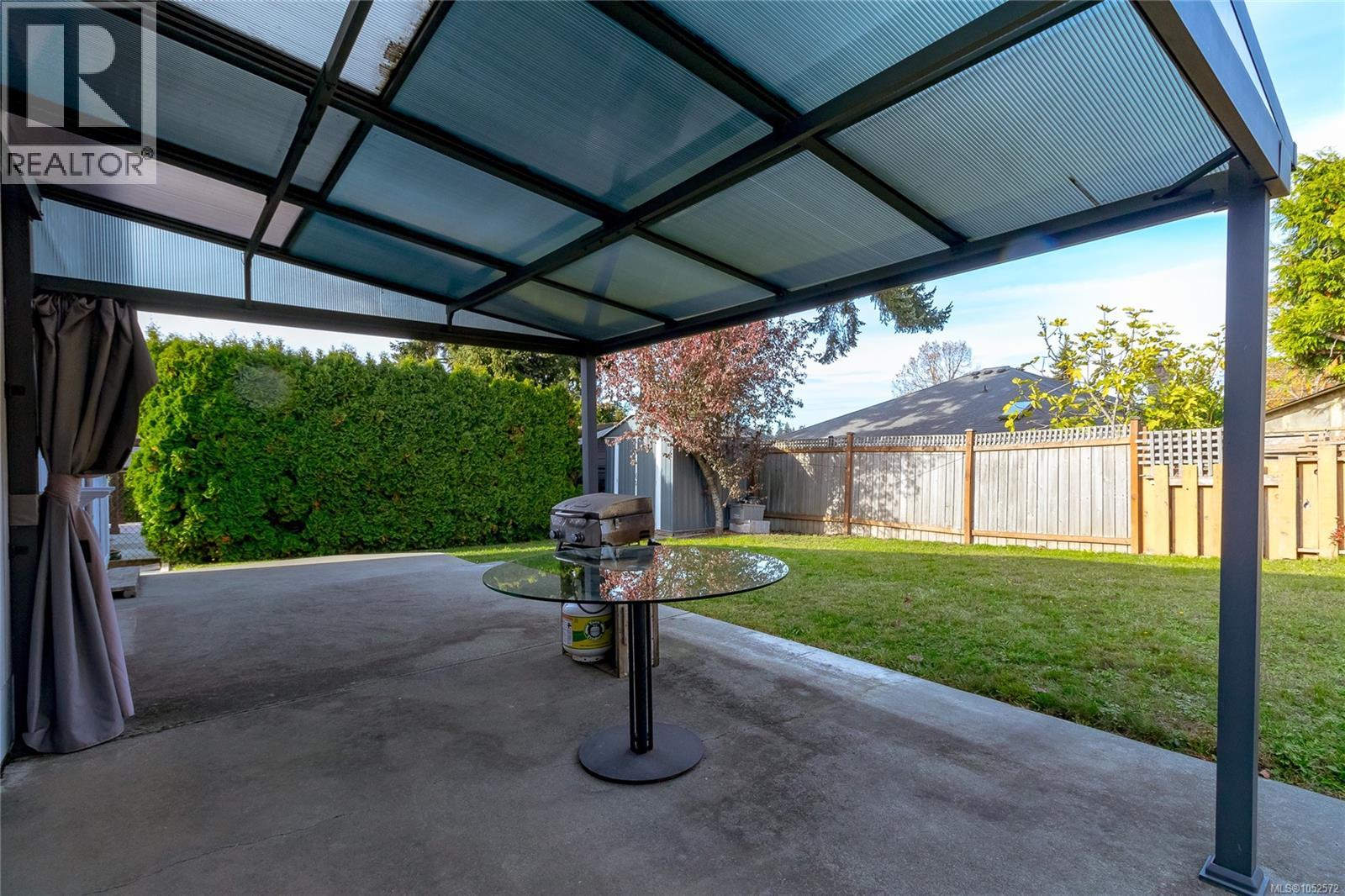  846 Pepin Crescent, Saanich