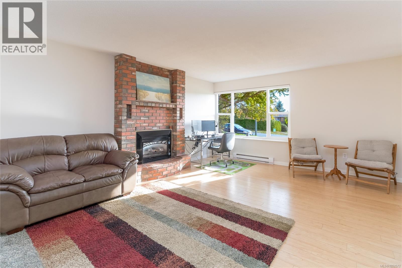 846 Pepin Crescent, Saanich