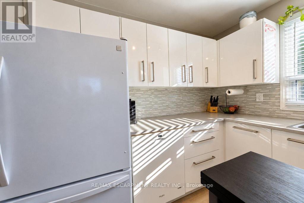 #21 10 ANGUS ROAD - 6