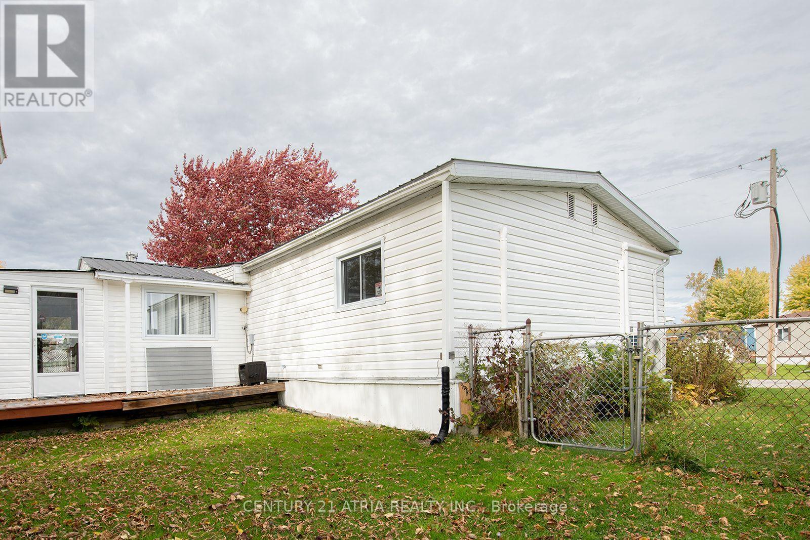 27 Cassell Lane, Rideau Lakes, ON photo 2
