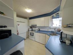 460 Sample Road, Rapid City, MB R0K1W0 Photo 24
