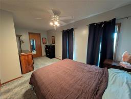 460 Sample Road, Rapid City, MB R0K1W0 Photo 26