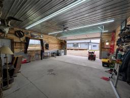 460 Sample Road, Rapid City, MB R0K1W0 Photo 45