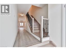 2pc Bathroom - 9 Wakeling Drive, Brantford, ON N3V0B8 Photo 6