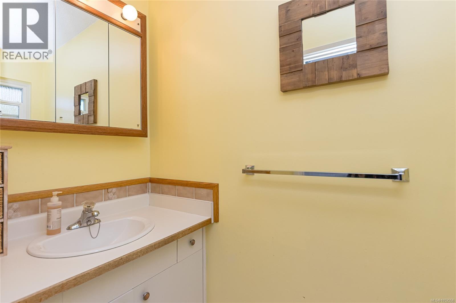 1650 Yeo St - 21