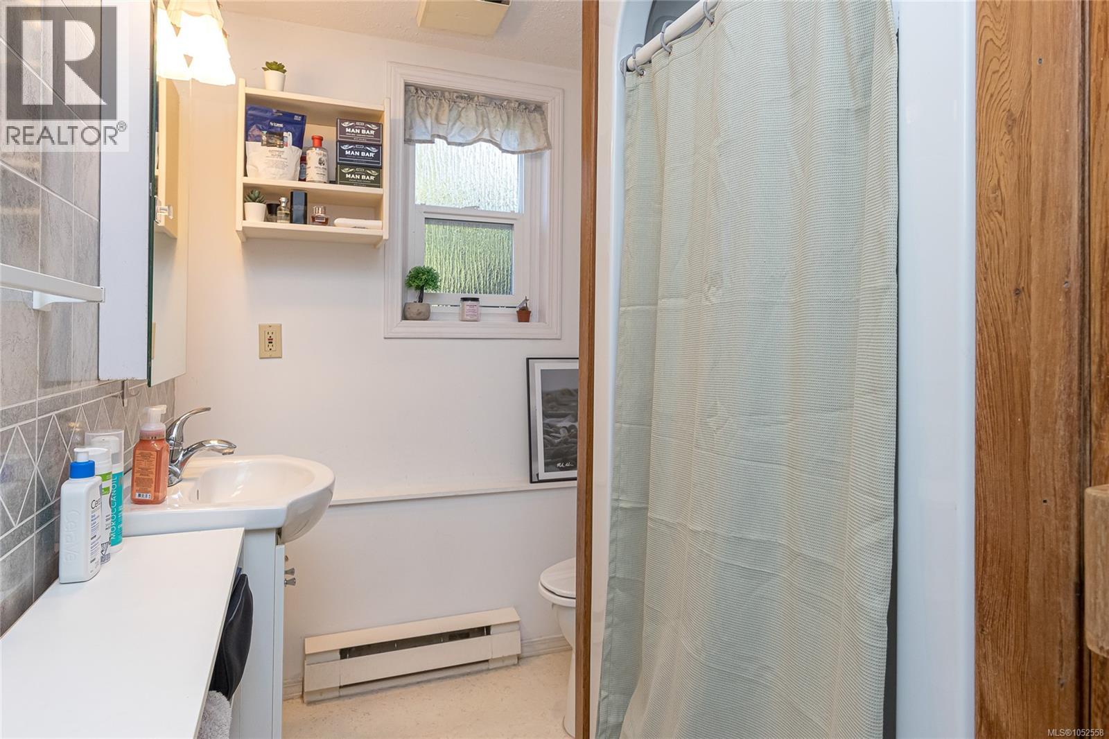 1650 Yeo St - 24