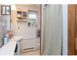1650 Yeo St, Nanoose Bay, BC V9P9C7 Photo 24