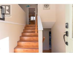 Kitchen - 1650 Yeo St, Nanoose Bay, BC V9P9C7 Photo 17
