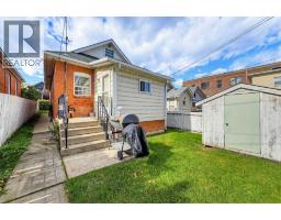 104 7 Street Ne, Calgary, AB T2E4B9 Photo 12