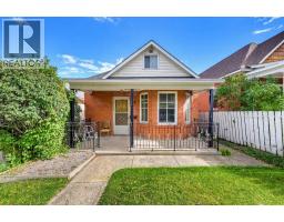 104 7 Street Ne, Calgary, AB T2E4B9 Photo 10