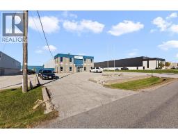 2040 Fasan Drive, Tecumseh, ON N0R1L0 Photo 7