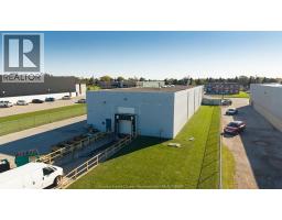 2040 Fasan Drive, Tecumseh, ON N0R1L0 Photo 8