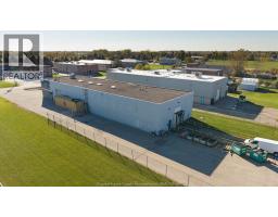 2040 Fasan Drive, Tecumseh, ON N0R1L0 Photo 9