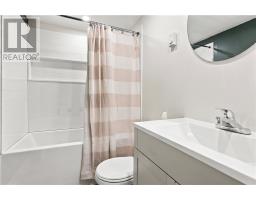 15 Clairmont Street, Sudbury, ON P3B3S4 Photo 21
