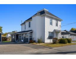 27 Rue Albert, Fort Coulonge, QC J0X1V0 Photo 30