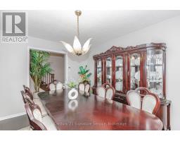 Kitchen - 22 Merganser Crescent, Brampton, ON L6W4E8 Photo 9