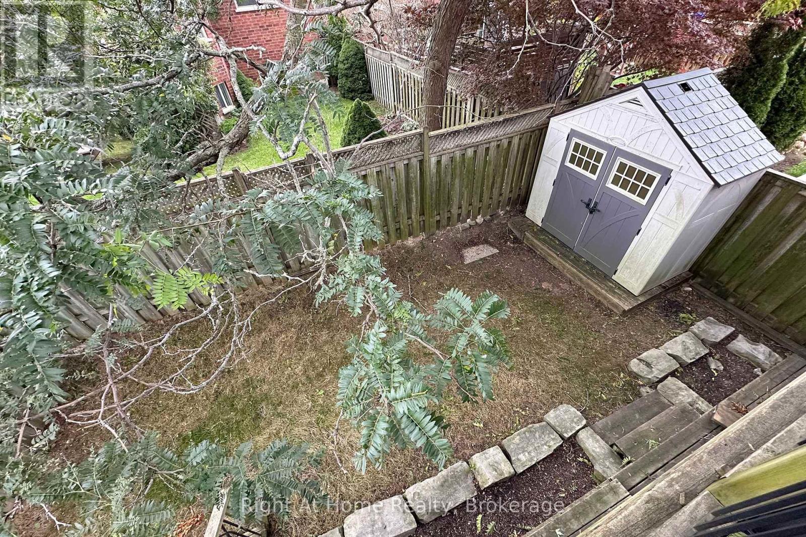 Upper Unit- 75 Millburn Drive, Clarington, ON photo 28