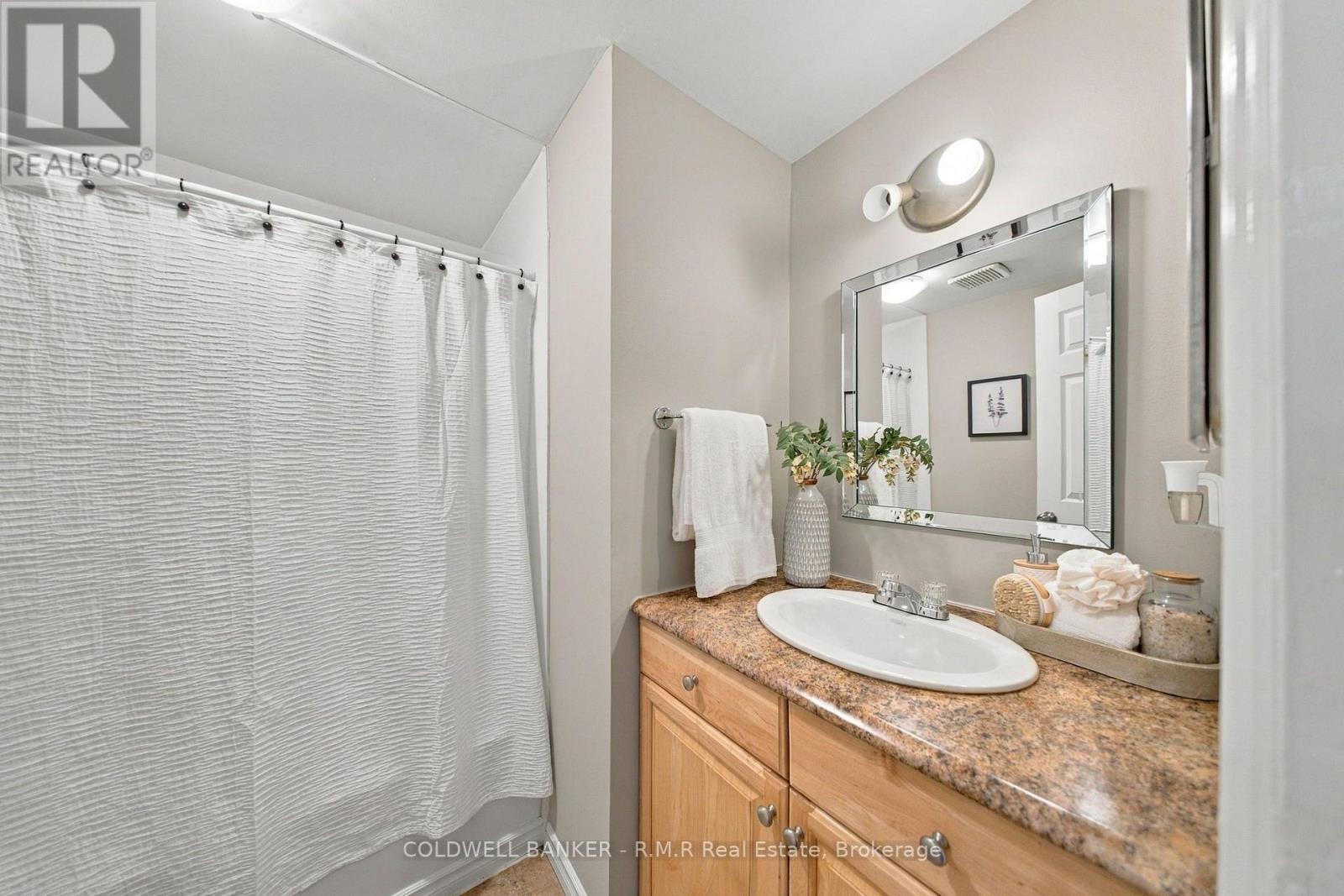 152 Londonderry Street, Oshawa, ON photo 17