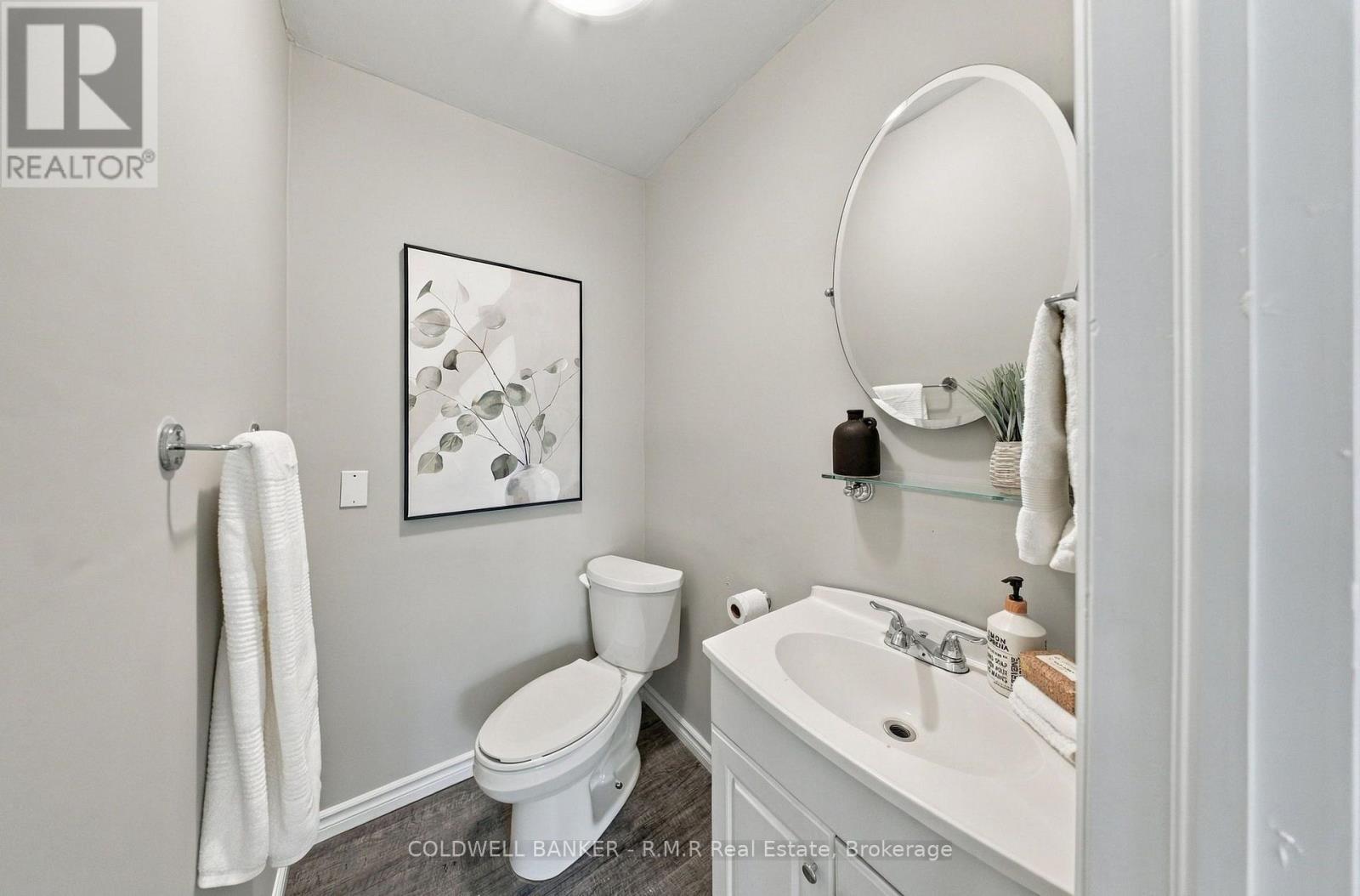 152 Londonderry Street, Oshawa, ON photo 8