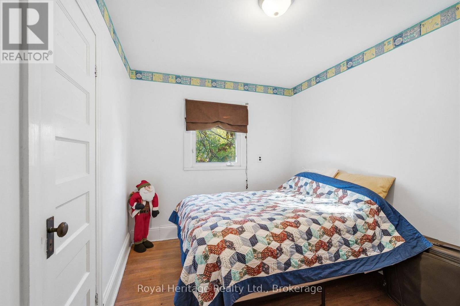 165 COLBORNE STREET - 27