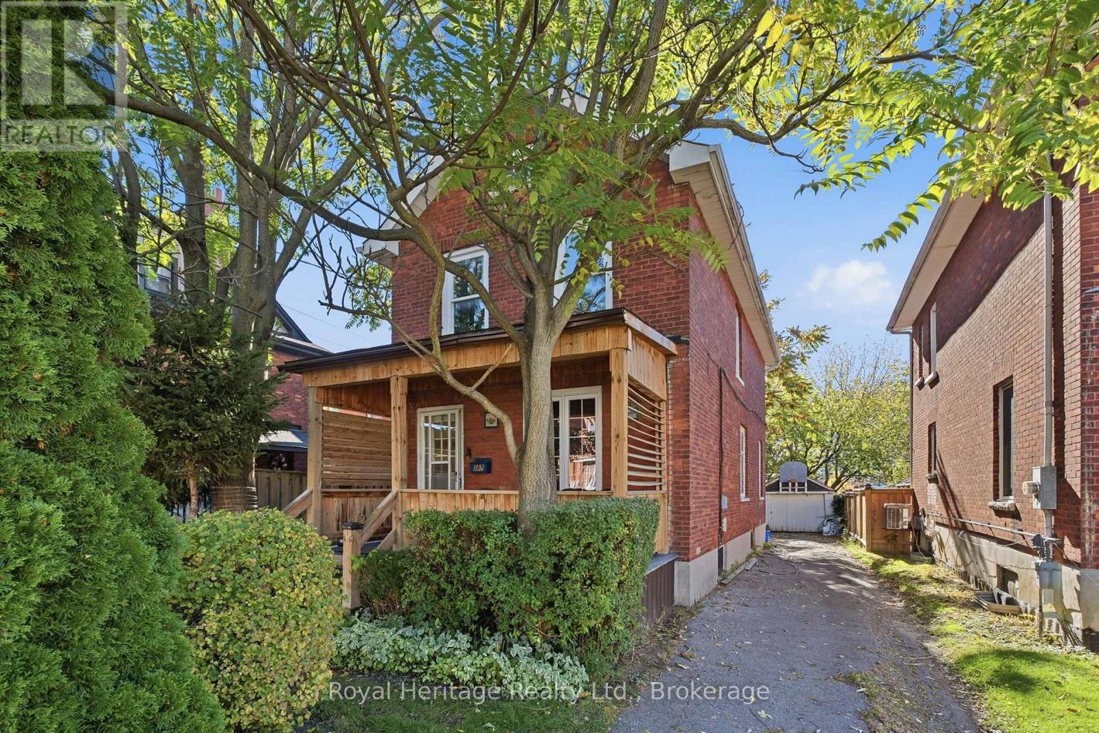 165 COLBORNE STREET - 3
