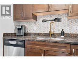 105 115 Willowgrove Crescent, Saskatoon, SK S7W0N4 Photo 9