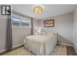 Photo 15 of 35, 3351 HAMMOND AVENUE · Prince George, BC