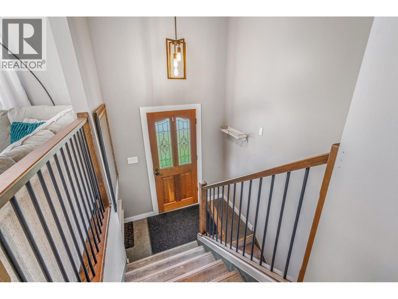 3351 HAMMOND AVENUE - 8